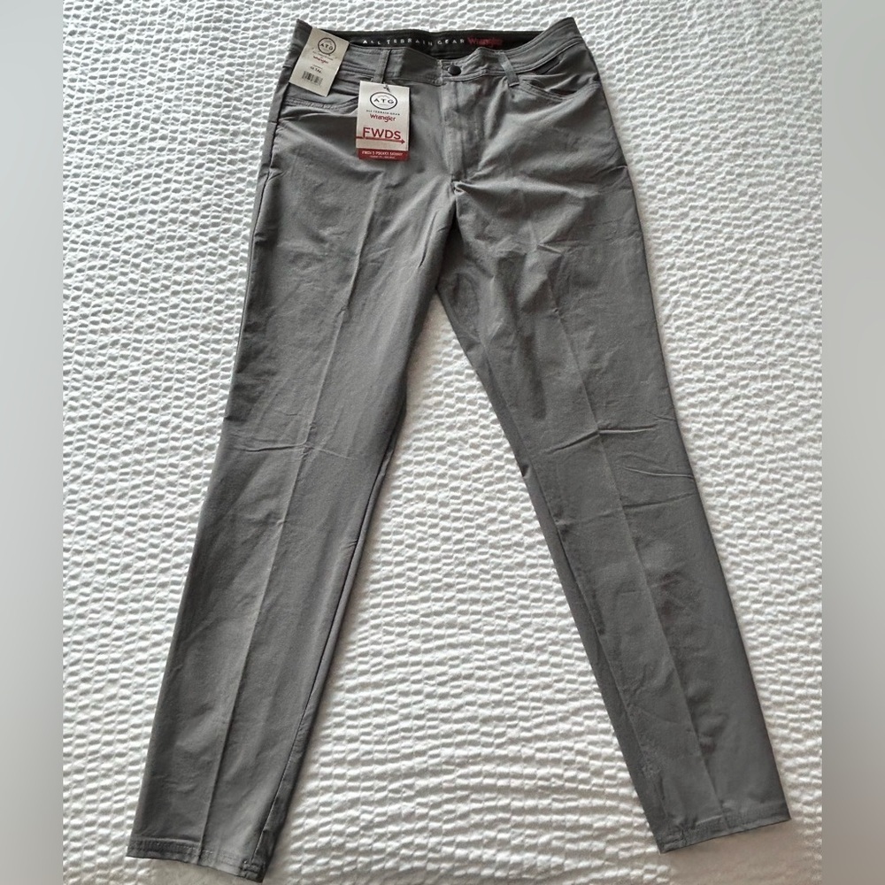 Women’s Wrangler All Terrain Gear Water resistant skinny mid rise pants 10 Tall - Picture 4 of 12